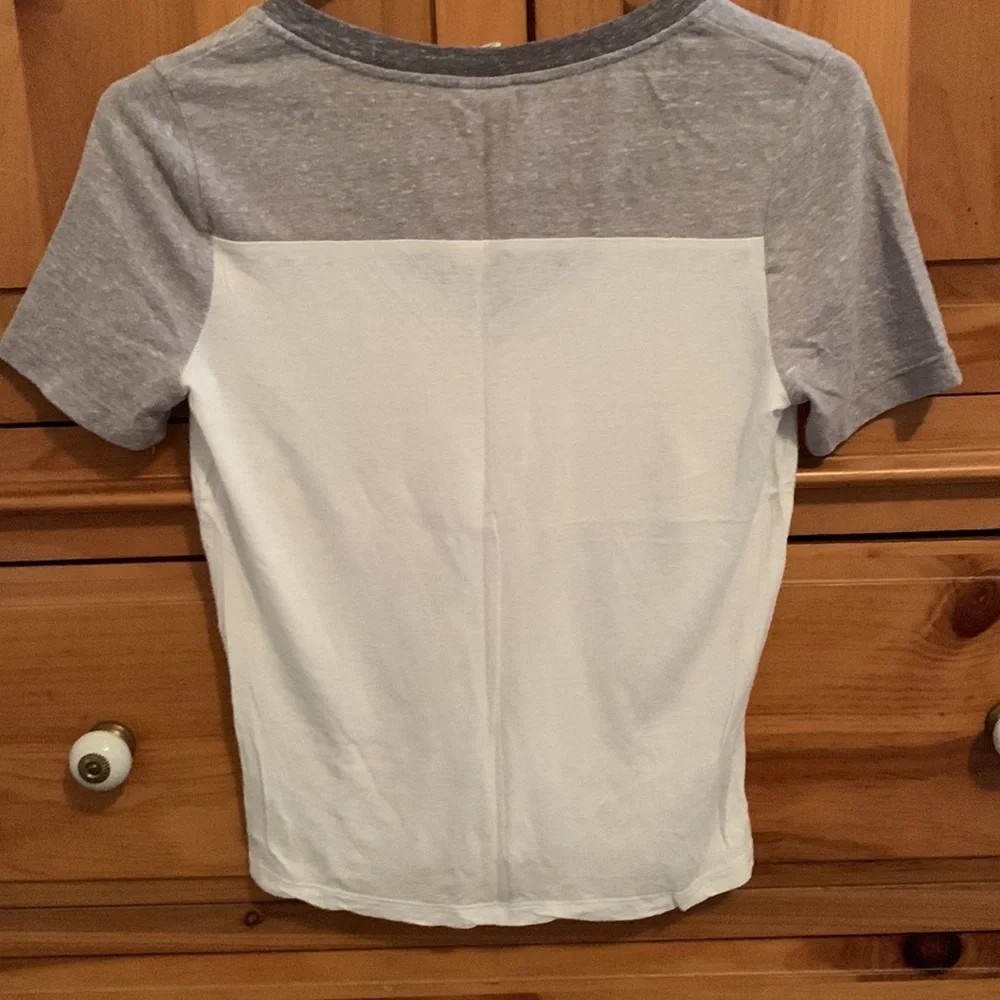 Essentials by Full Tilt Tee • Size XS